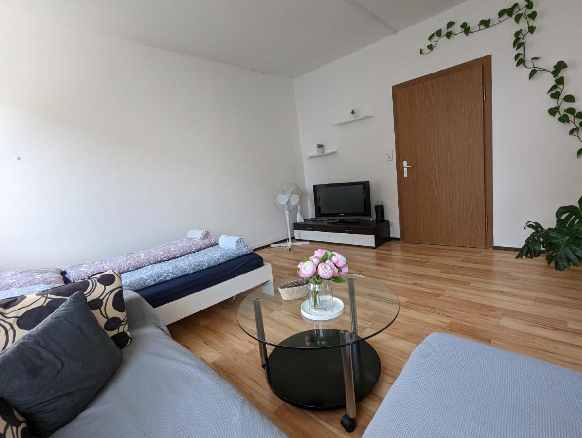 Cozy Room In A Sharing Apartment Wg In The Black Forest Филлинген-Швеннинген Экстерьер фото